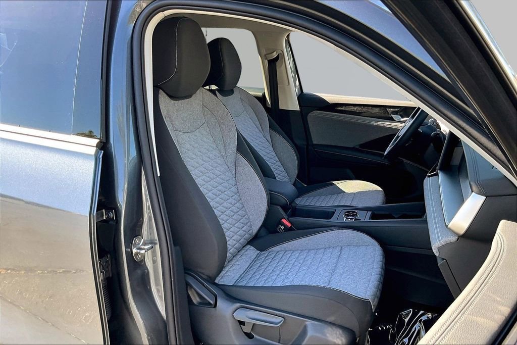 New 2026 Volkswagen Tiguan S image 28