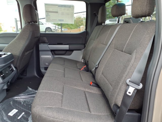 New 2027 Ford F250 XLT w/ XLT Premium Package AWD/4WD image 12