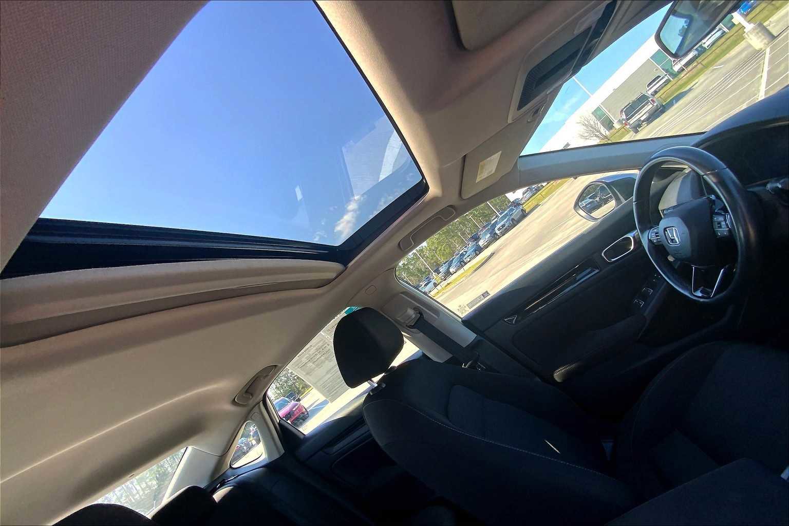 Used 2022 Honda Civic EX image 12
