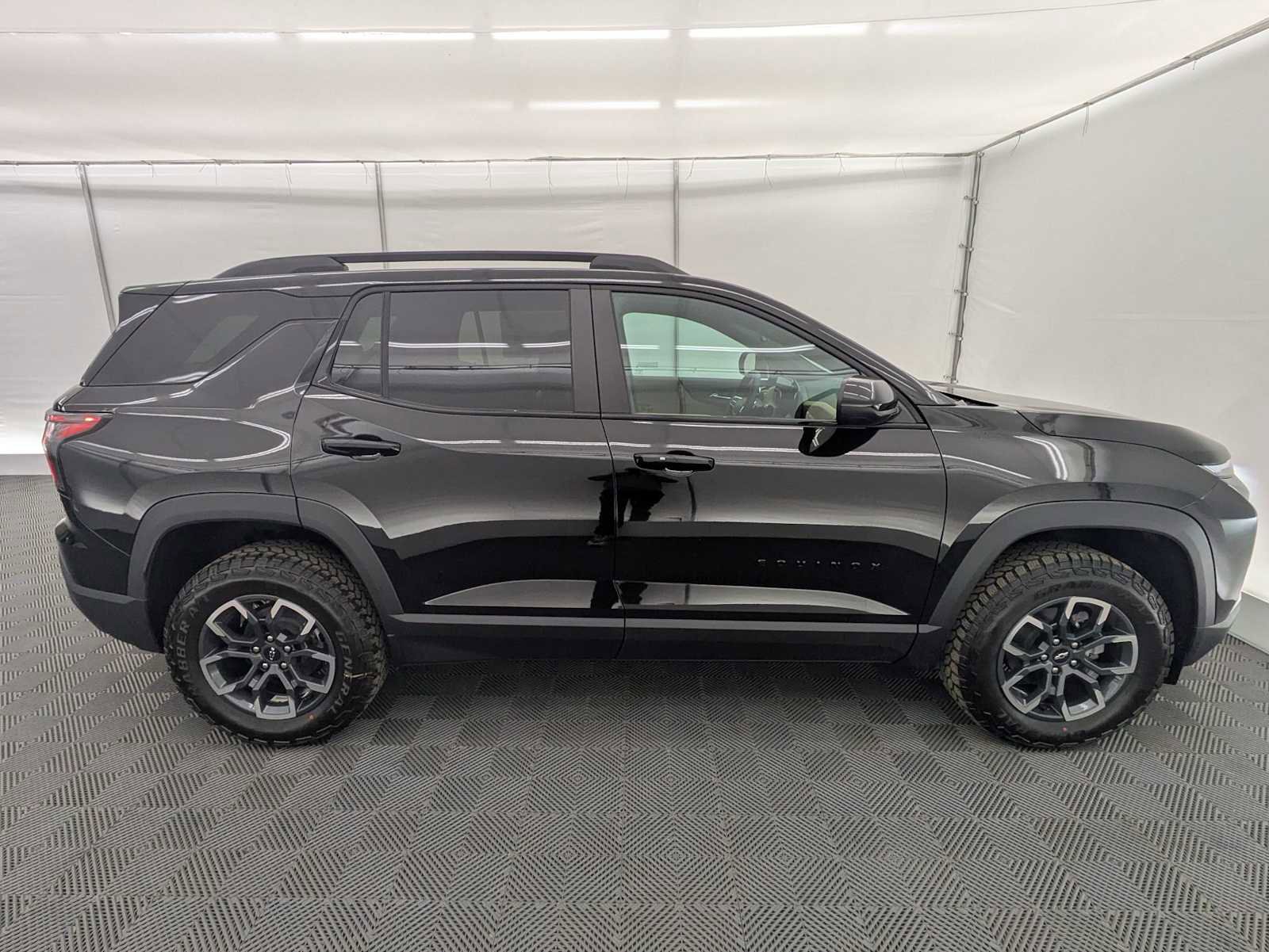 New 2026 Chevrolet Equinox ACTIV AWD/4WD image 7