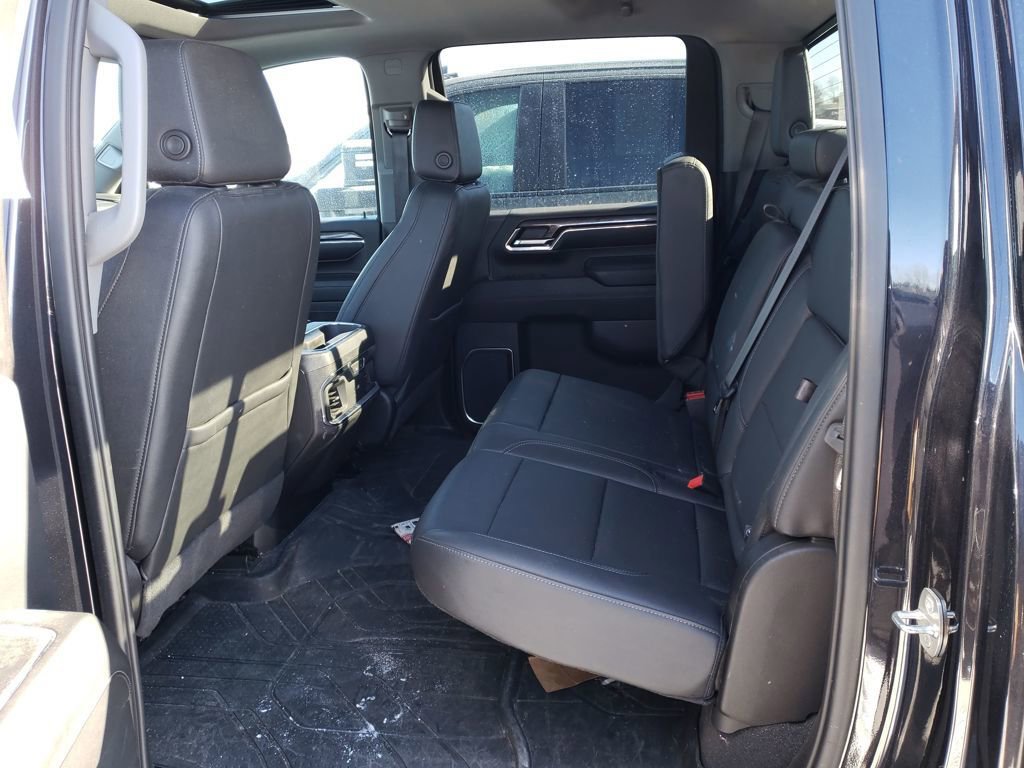 Used 2024 Chevrolet Silverado 3500 LTZ w/ LTZ Plus Package image 25