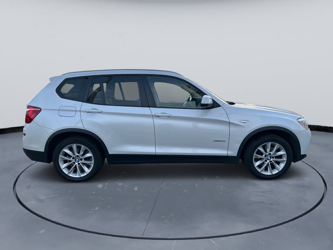 Used 2015 BMW X3 xDrive28i image 9