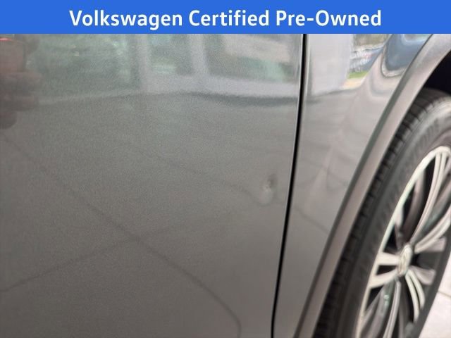 Certified 2019 Volkswagen Tiguan SEL w/ 3rd Row Seat Package image 17