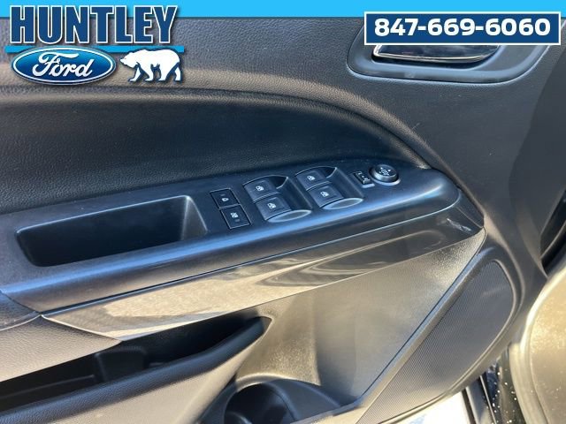 Used 2021 GMC Canyon AT4 w/ Driver Alert Package image 18