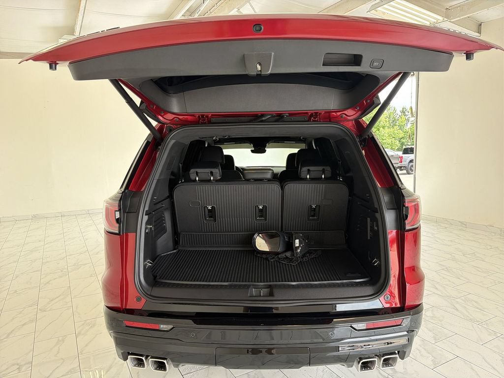 Used 2026 GMC Acadia Denali Ultimate w/ LPO, Floor Liner Package FWD image 27