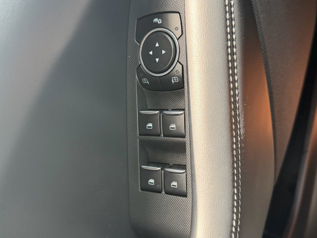 Used 2023 Ford Mustang Mach-E Select RWD image 32