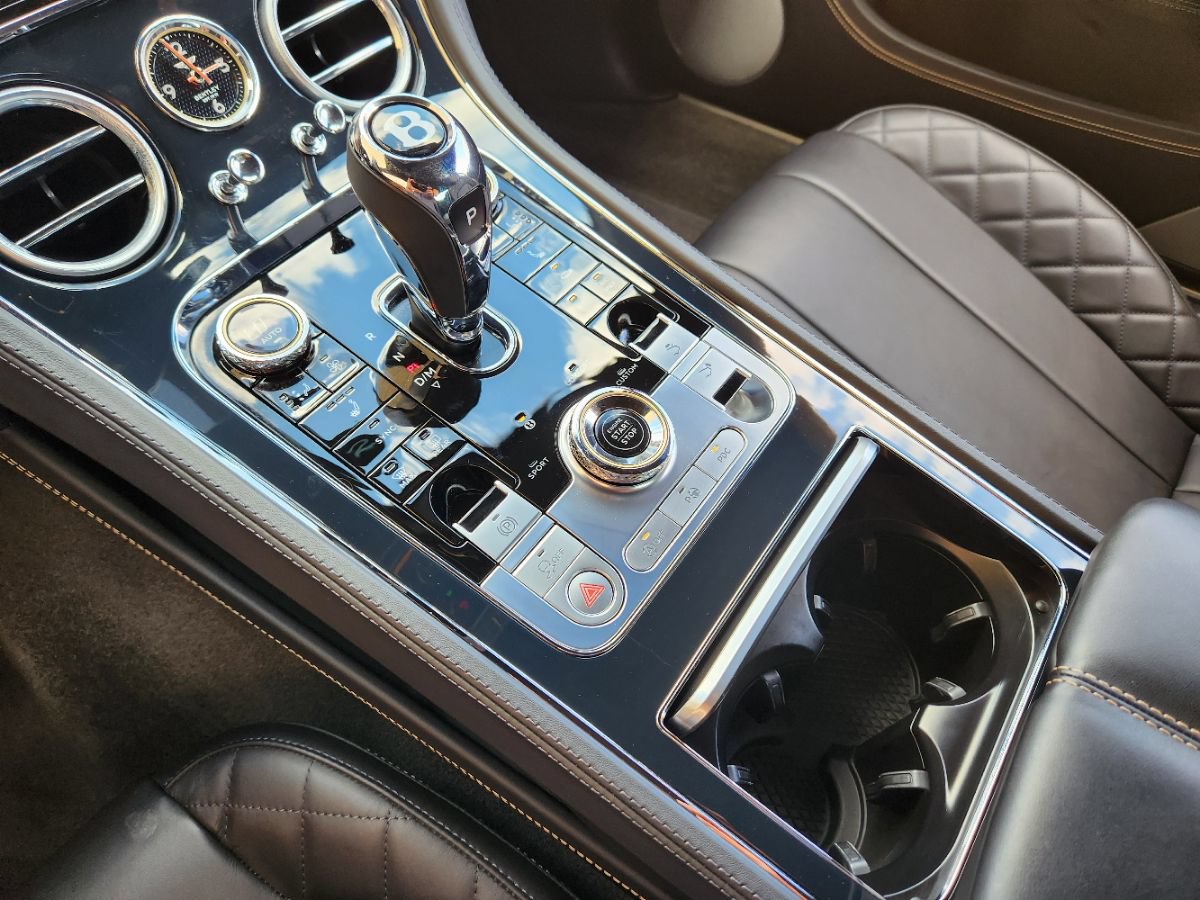 Used 2022 Bentley Continental GT AWD/4WD image 50