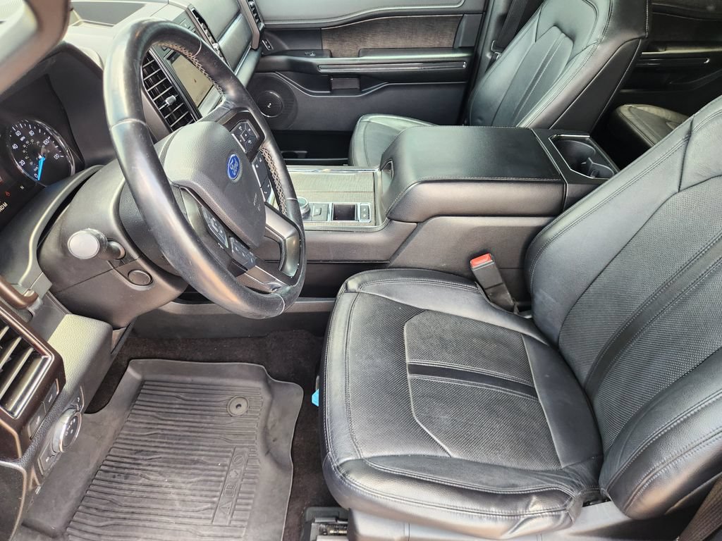 Used 2019 Ford Expedition Limited w/ Equipment Group 301A RWD image 12