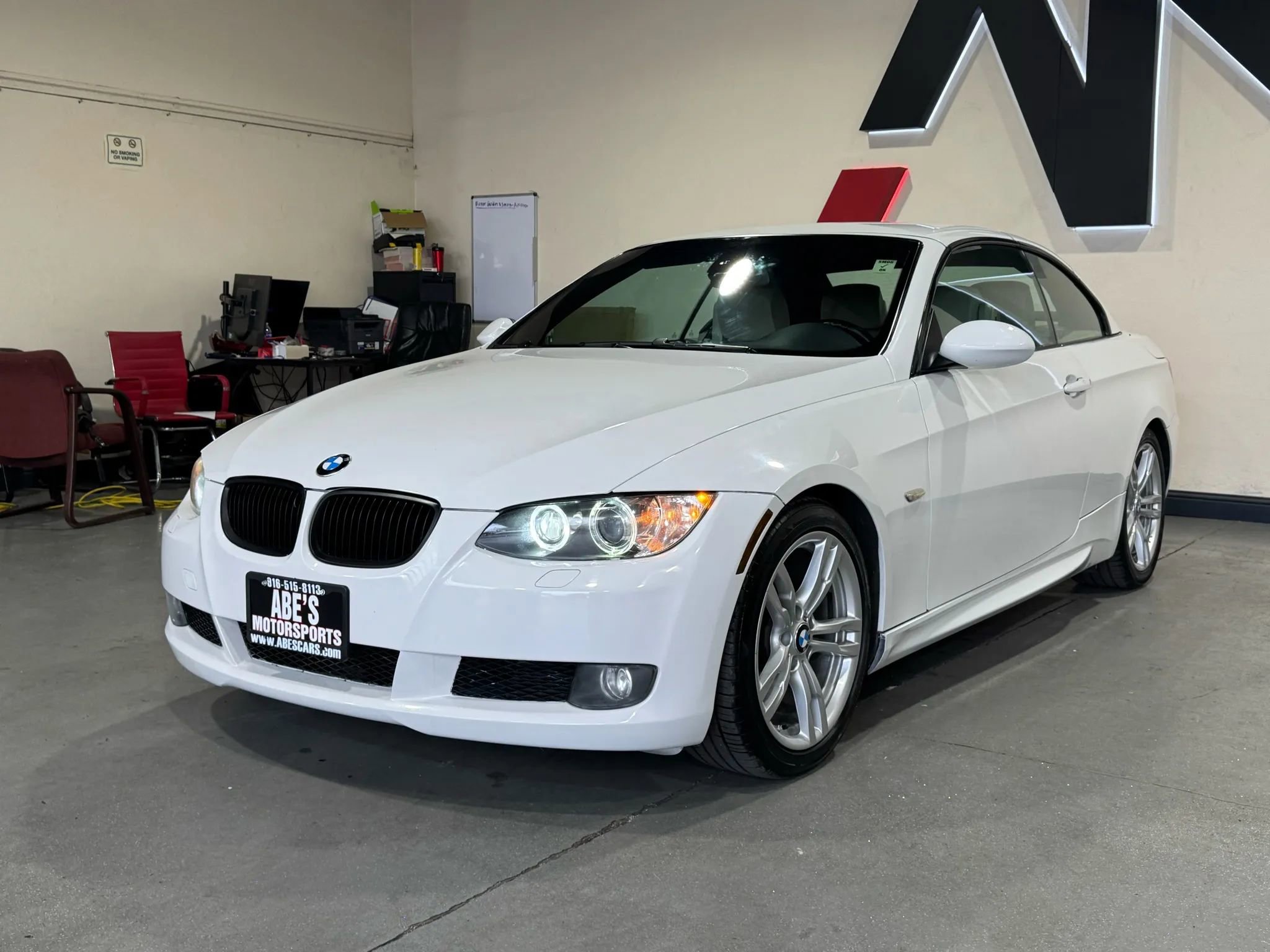 Used 2008 BMW 328i Convertible RWD image 1