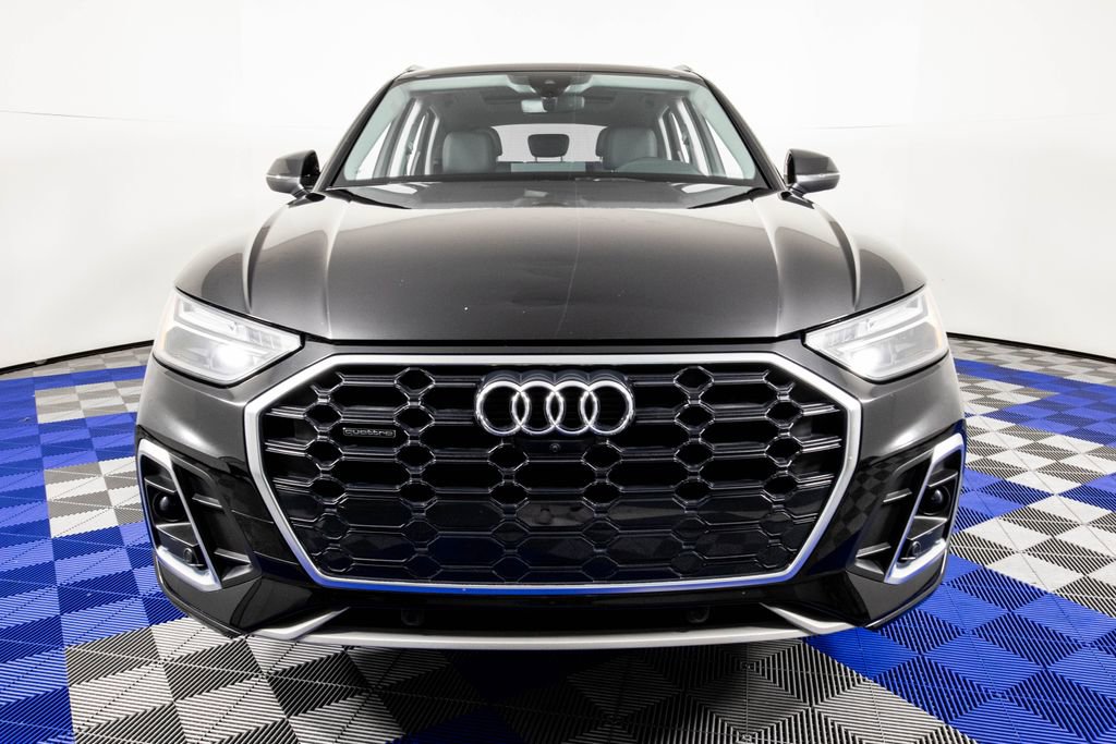 Used 2023 Audi Q5 2.0T Premium Plus w/ Premium Plus Package image 2