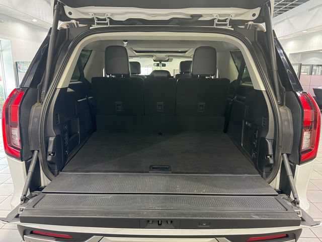 Used 2025 Ford Expedition Max Platinum AWD/4WD image 9