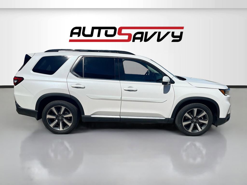 Used 2023 Honda Pilot Elite image 8