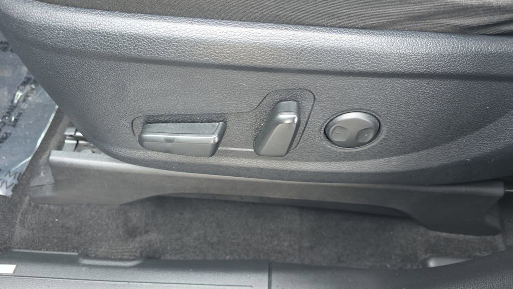 Used 2021 Hyundai Palisade SEL w/ Convenience Package AWD/4WD image 16