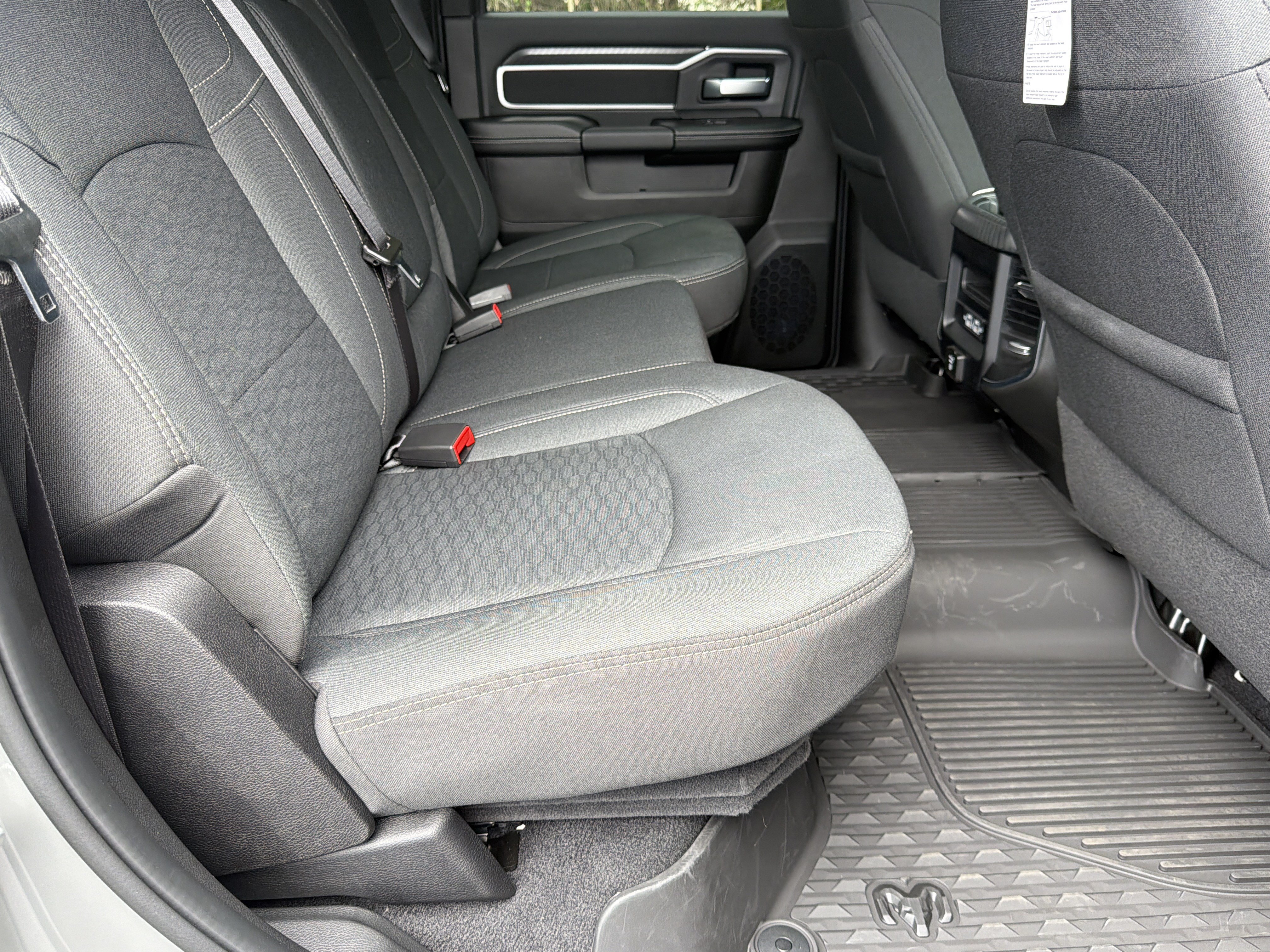 New 2026 RAM 2500 Big Horn AWD/4WD image 18