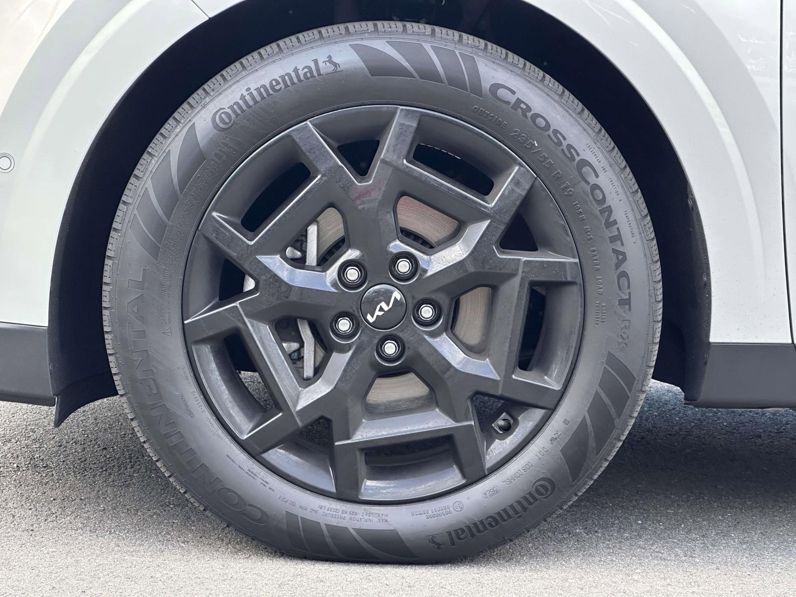 Used 2025 Kia Carnival SX Prestige image 7