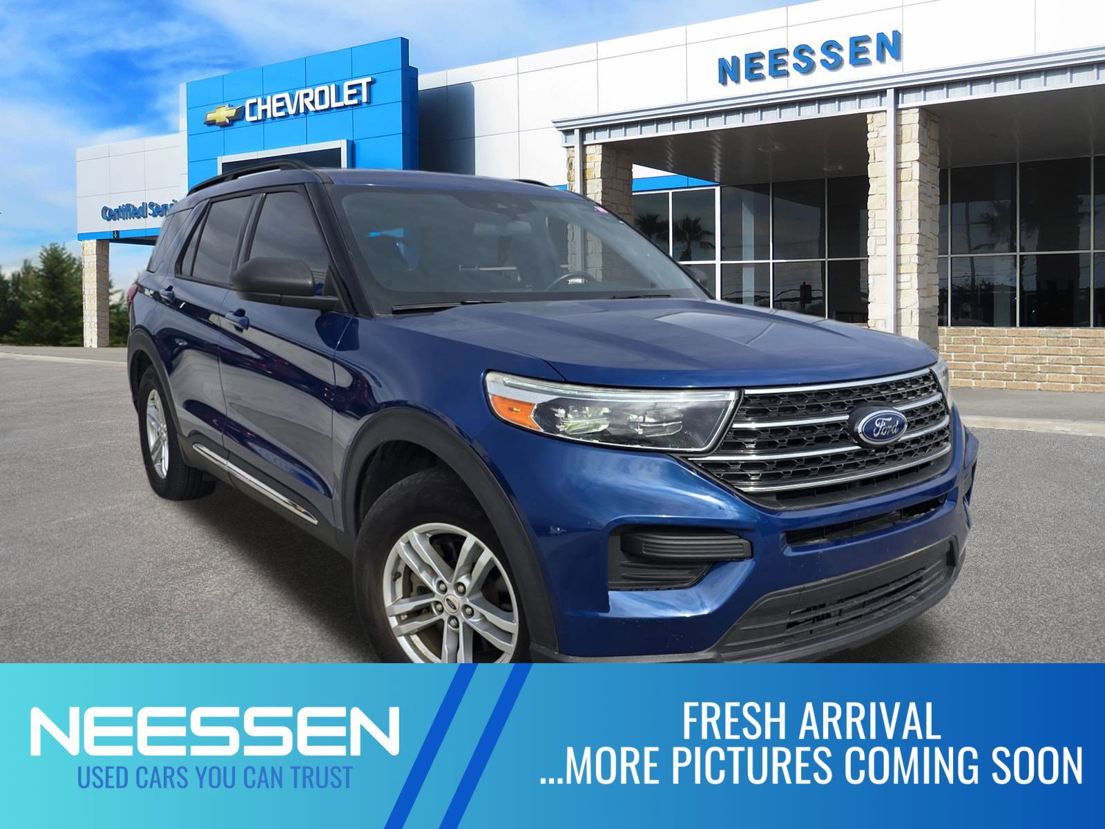 Used 2020 Ford Explorer XLT w/ Class III Trailer Tow Package image 1