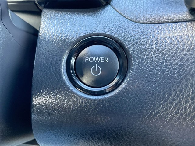 Used 2025 Toyota Camry SE image 16