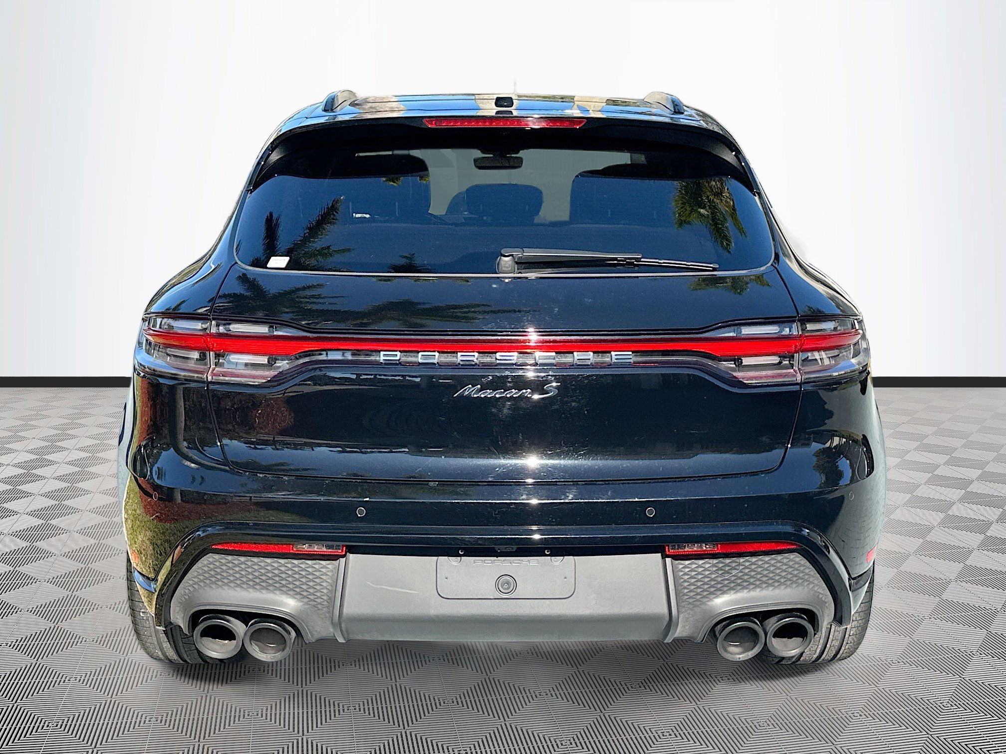 Used 2024 Porsche Macan S AWD/4WD image 6