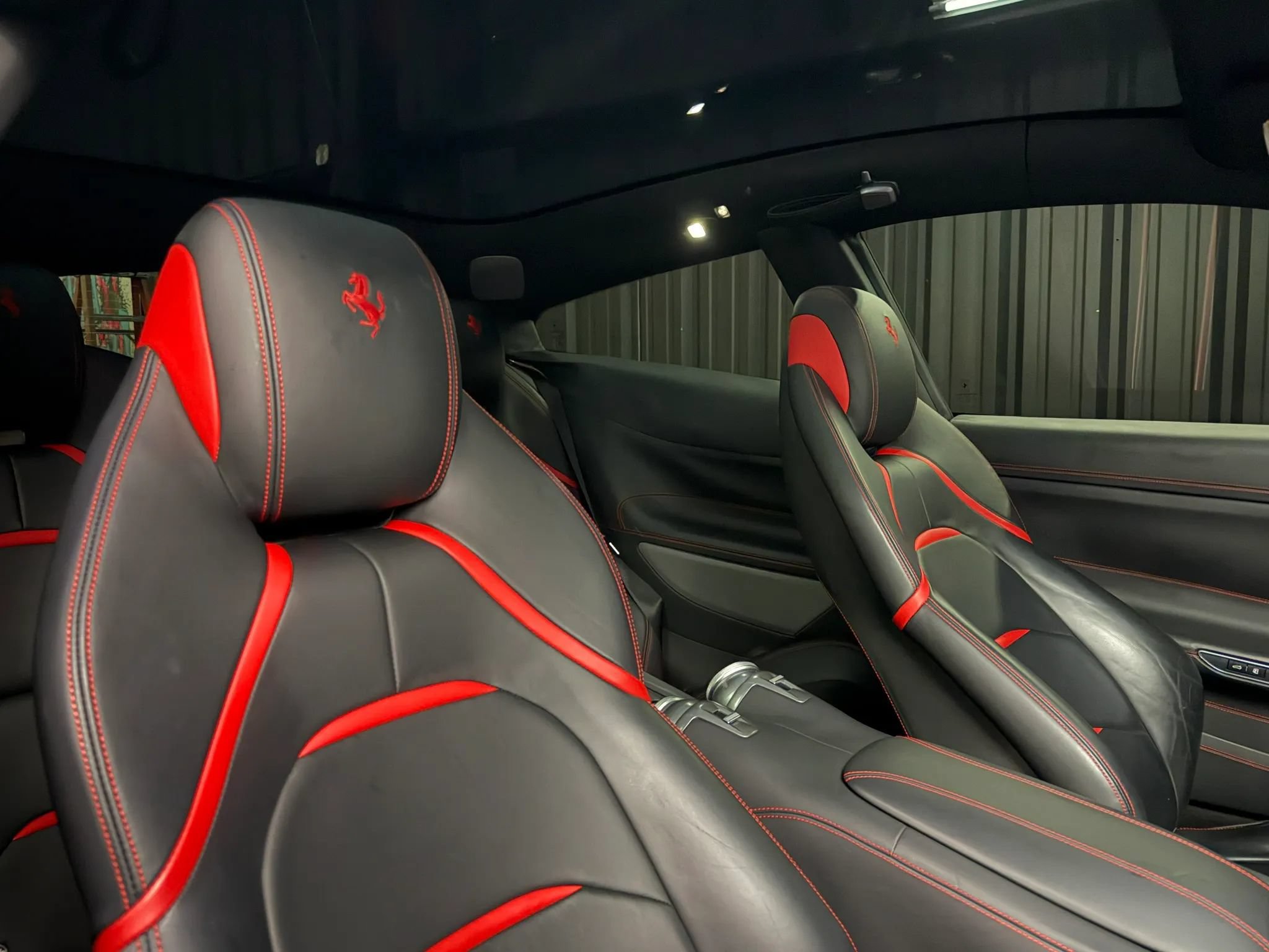 Used 2018 Ferrari GTC4Lusso T RWD image 22
