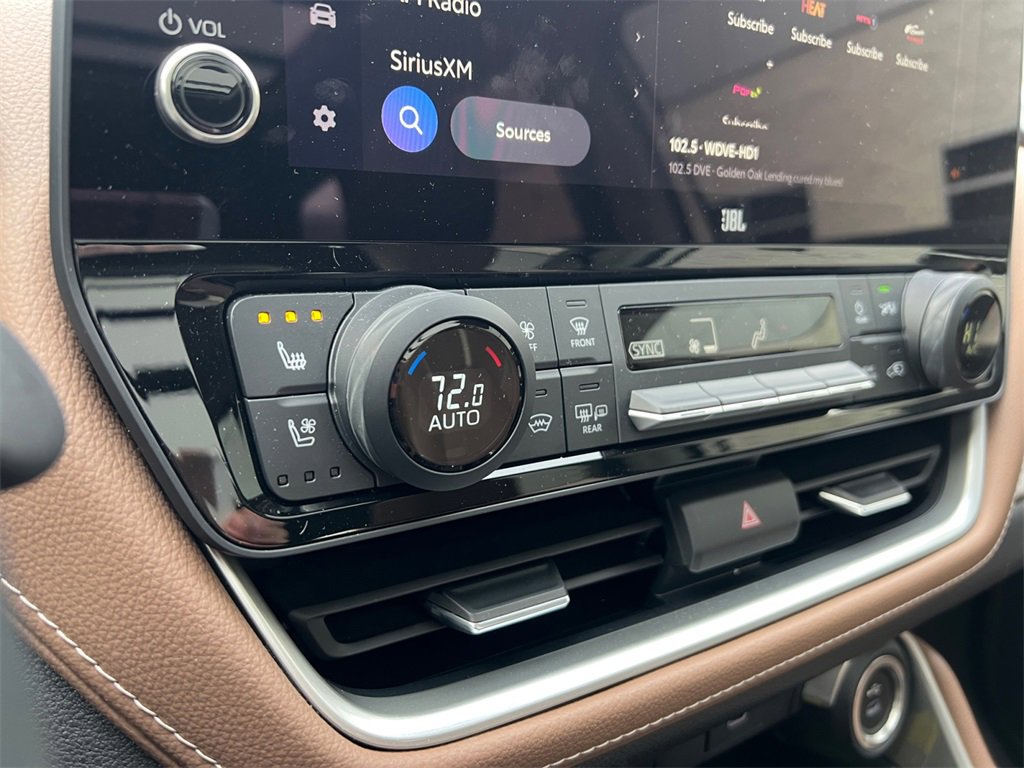 Used 2024 Toyota Grand Highlander Platinum image 21