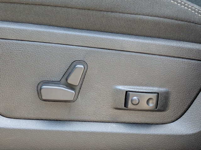New 2026 RAM 3500 Big Horn AWD/4WD image 22