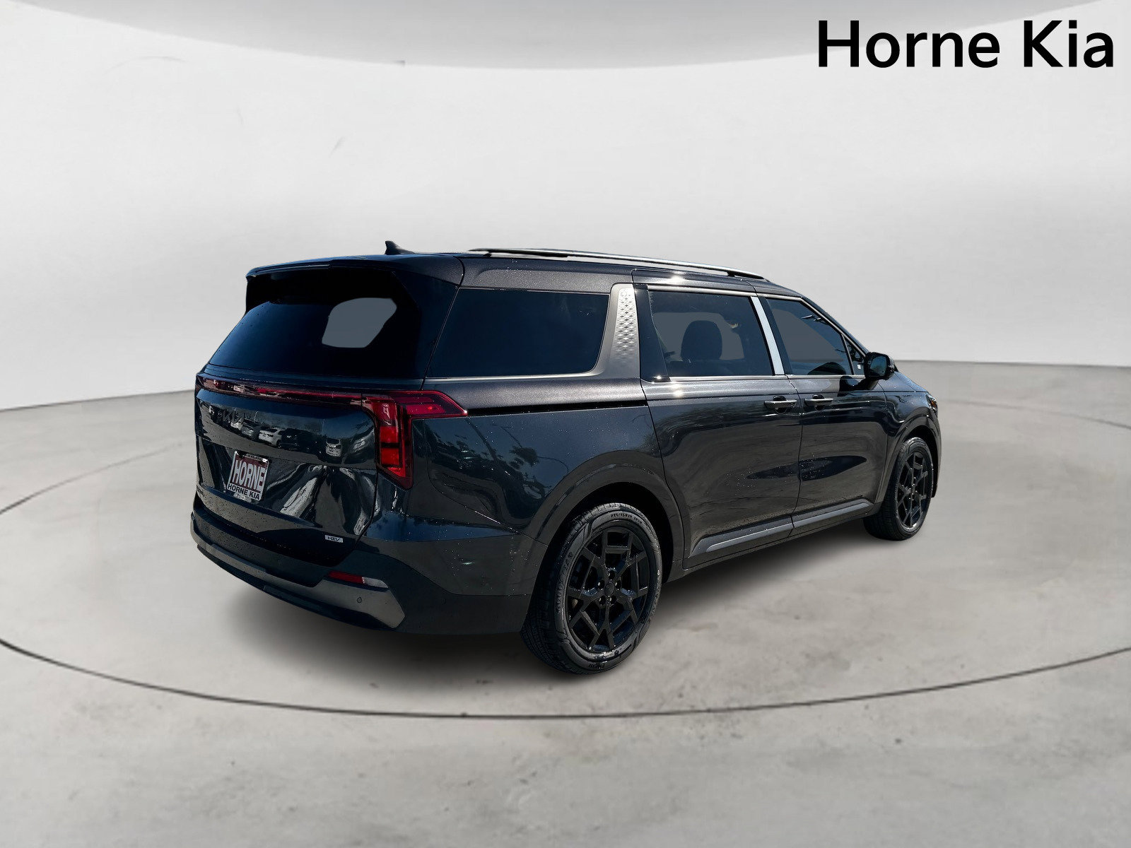 New 2026 Kia Carnival SX w/ SX Dark Edition Package image 4