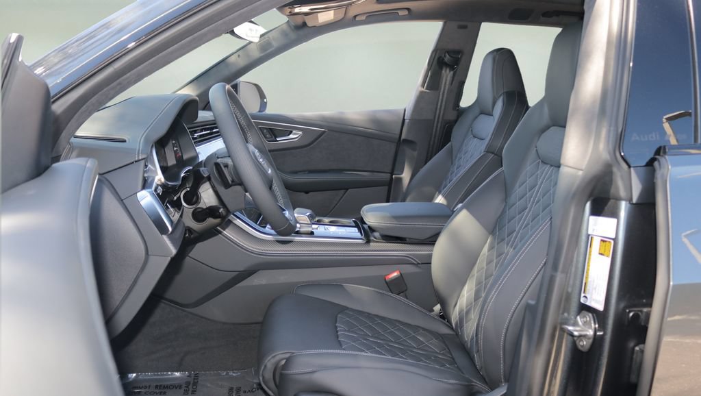 New 2027 Audi SQ8 Prestige AWD/4WD image 11