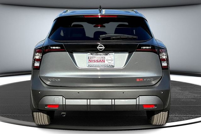 New 2026 Nissan Kicks SR image 4