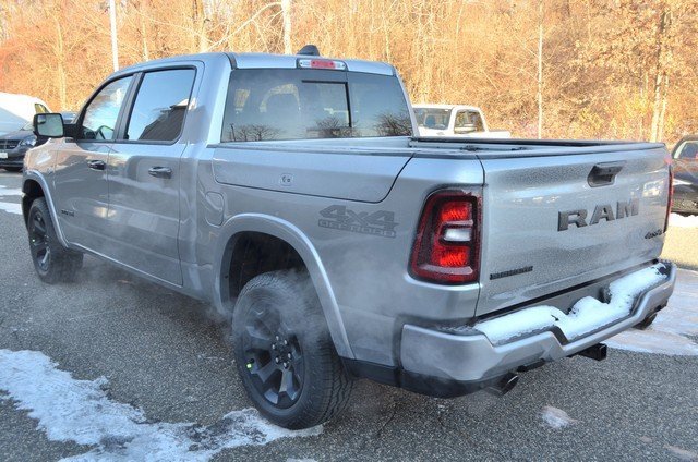 New 2026 RAM 1500 4x4 Crew Cab image 6