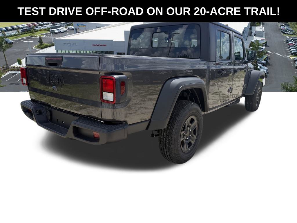 New 2026 Jeep Gladiator Sport AWD/4WD image 4