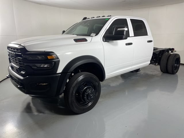 New 2025 RAM 5500 Tradesman RWD image 4