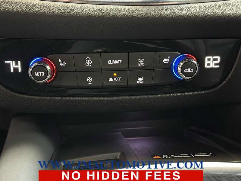 Used 2022 Buick Enclave Essence w/ Experience Buick Package AWD/4WD image 33