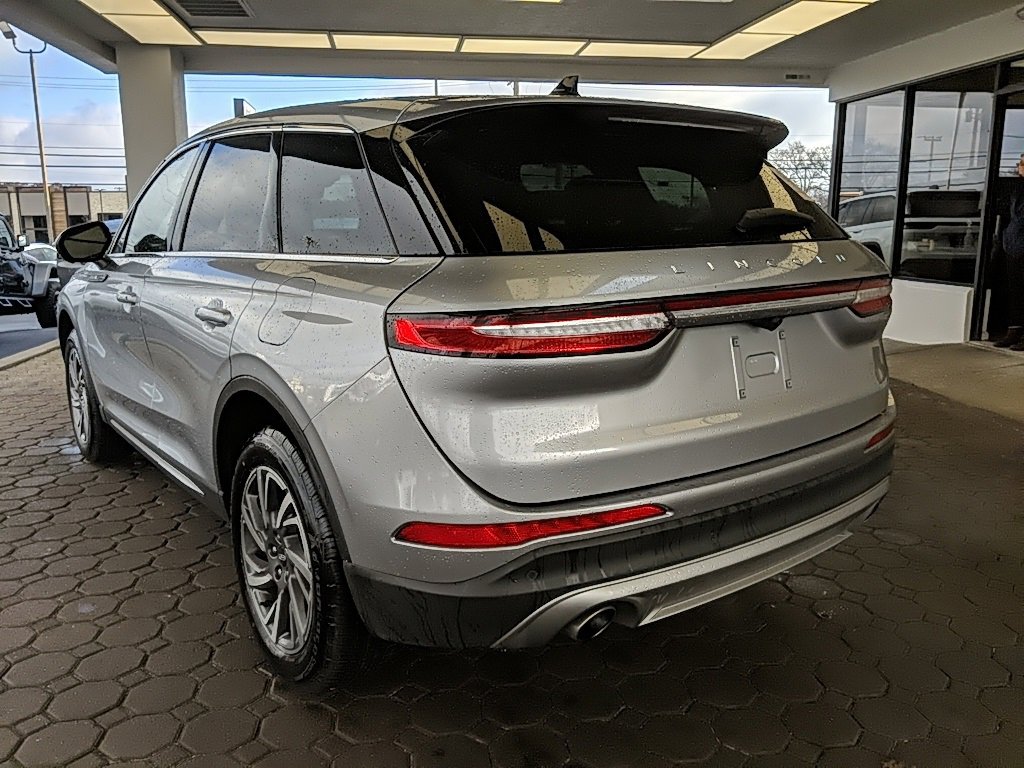 Used 2023 Lincoln Corsair FWD w/ Equipment Group 101A image 7