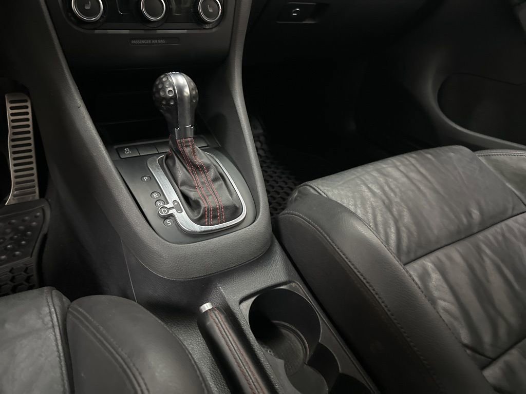 Used 2012 Volkswagen GTI 4-Door image 34