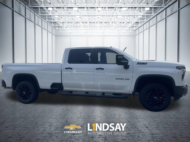New 2026 Chevrolet Silverado 3500 LT w/ Trail Boss Package AWD/4WD image 9