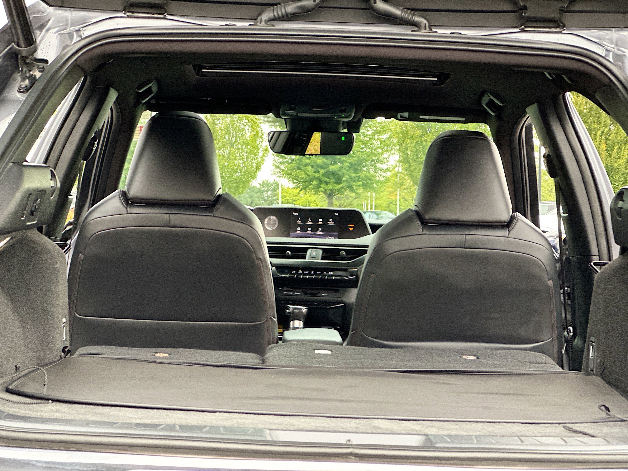 Used 2020 Lexus UX 250h w/ Premium Package image 7