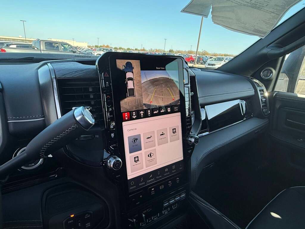 New 2026 RAM 2500 Limited image 33