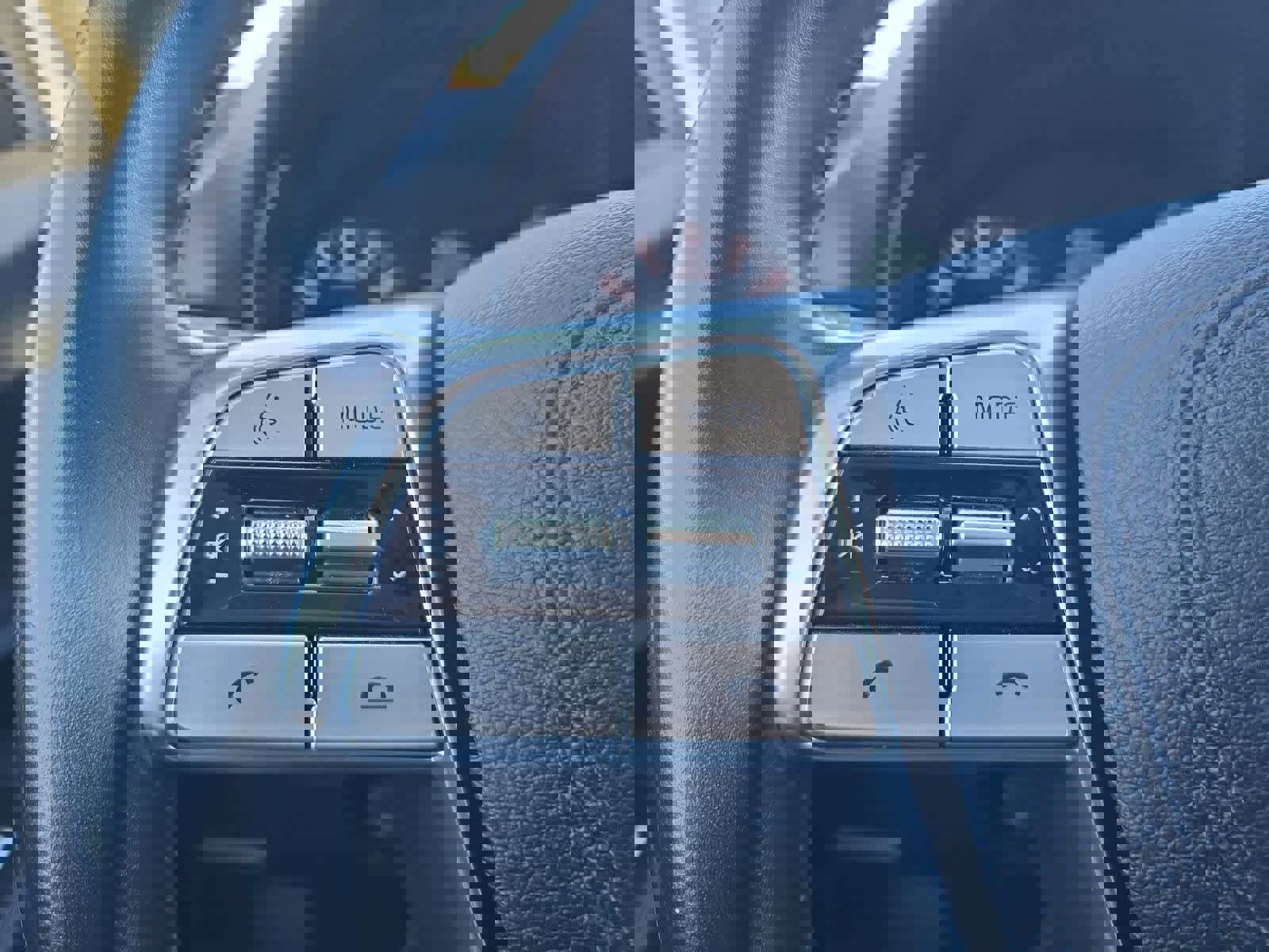 Certified 2022 Kia Telluride LX image 22