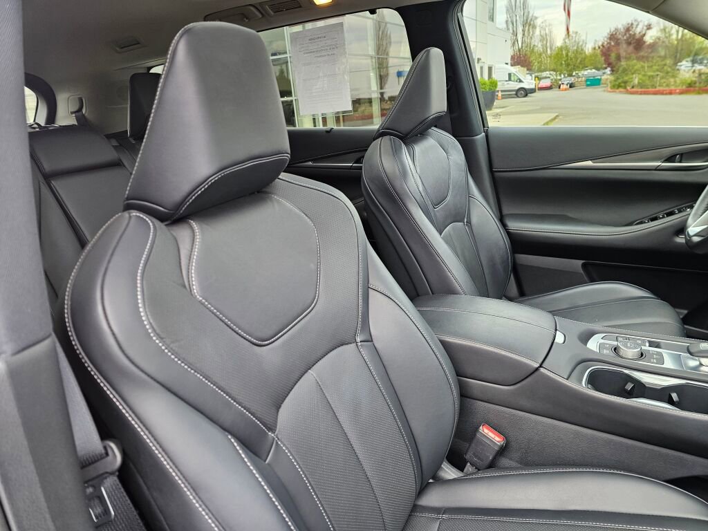Used 2023 INFINITI QX60 Luxe w/ Cargo Package image 12