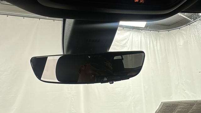 Used 2024 Buick Enclave Premium image 35