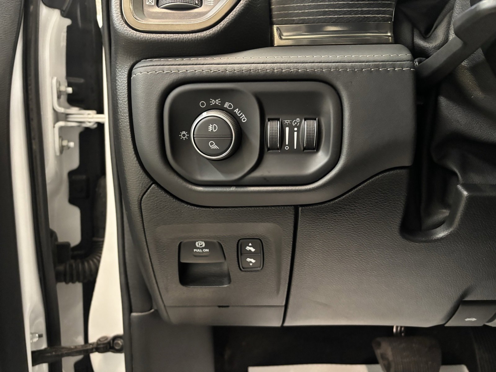 Used 2021 RAM 1500 Limited image 16