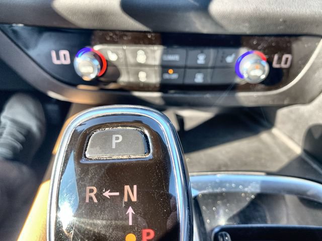 Used 2018 Buick Enclave Essence FWD image 17