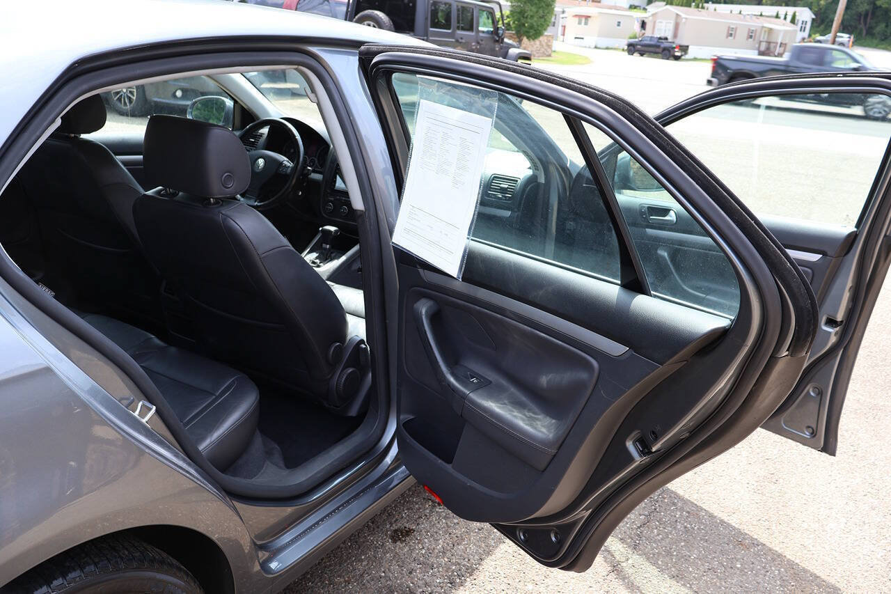 Used 2006 Volkswagen Jetta TDI FWD image 26