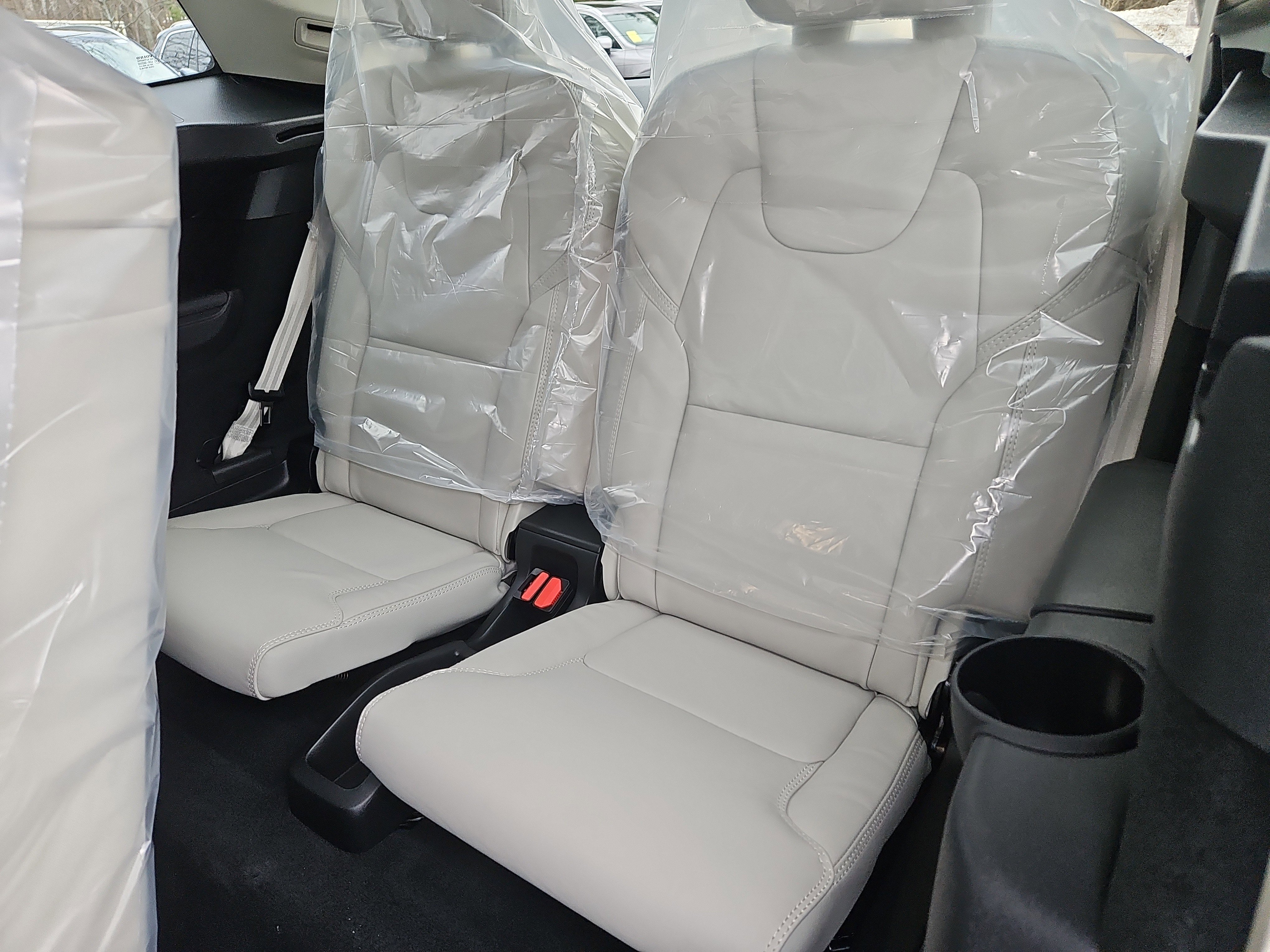 New 2026 Volvo XC90 B6 Ultra w/ Protection Package Premier image 22
