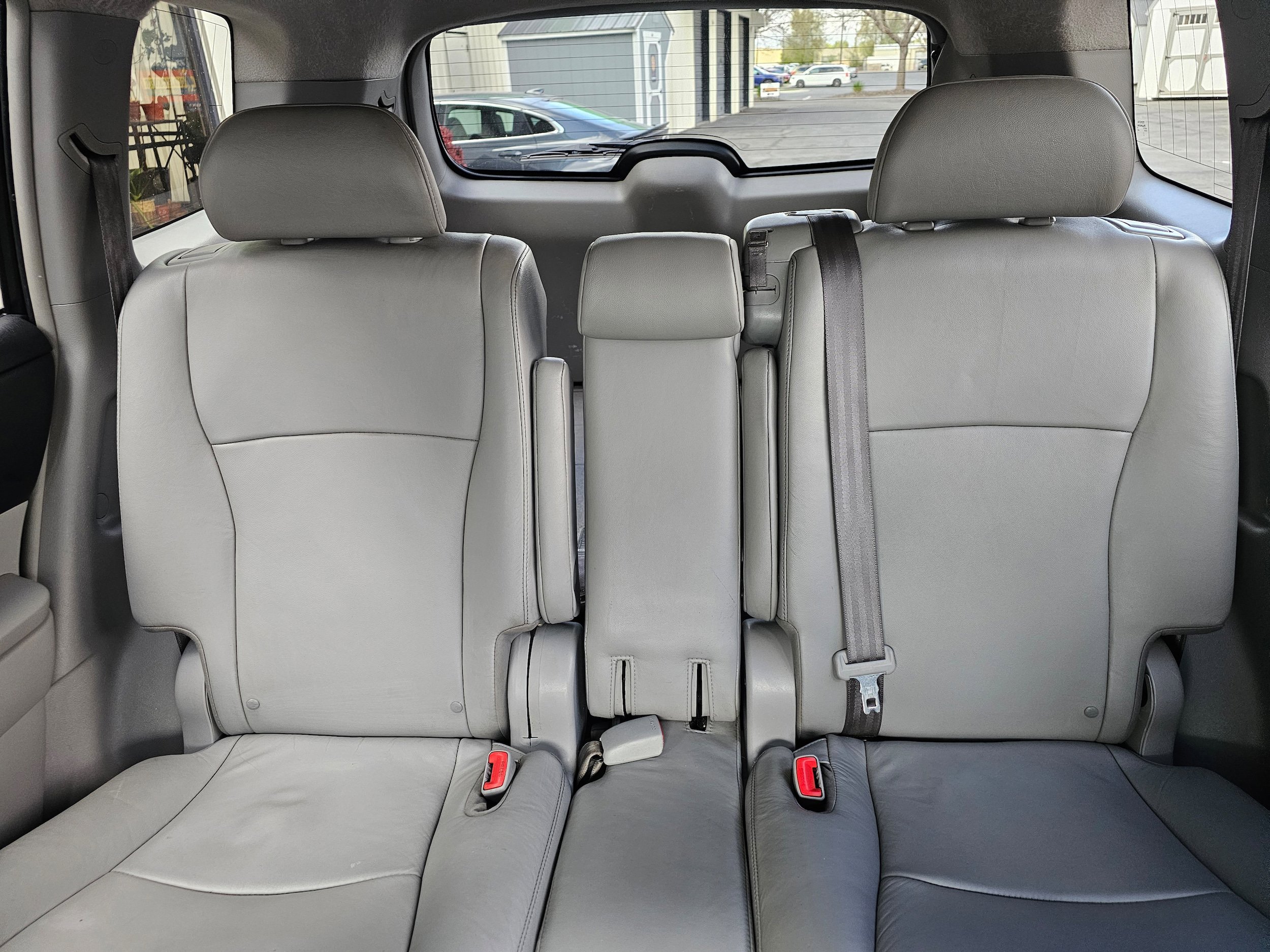 Used 2013 Toyota Highlander SE AWD/4WD image 16