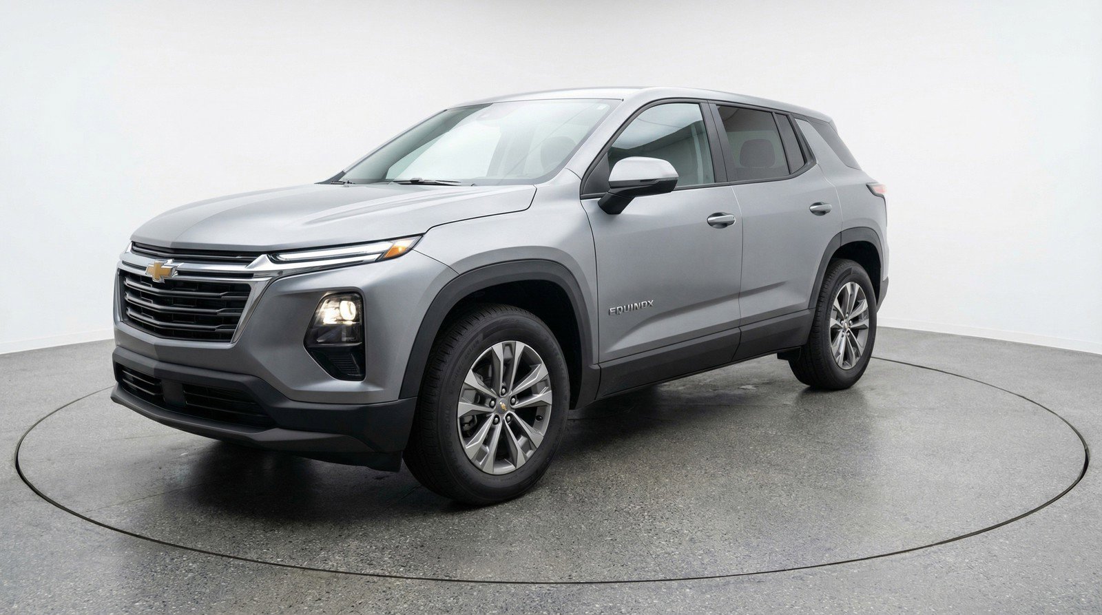 Used 2025 Chevrolet Equinox LT image 3