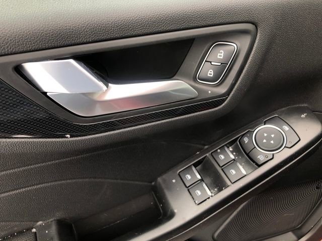 New 2026 Ford Escape ST-Line w/ Cold Weather Package image 19