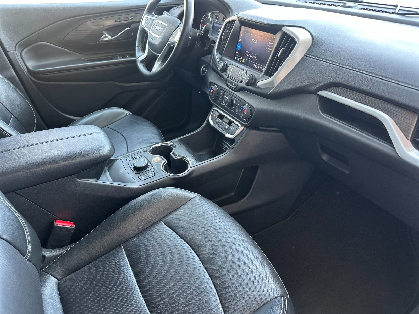 Used 2024 GMC Terrain SLT FWD image 15