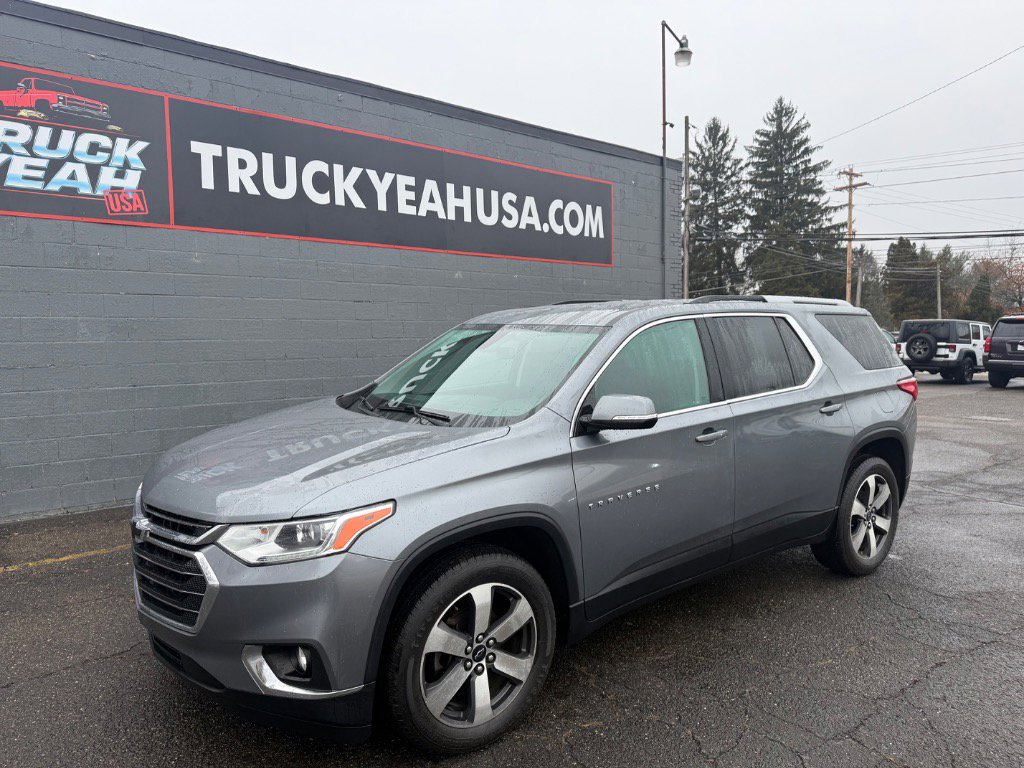 Used 2018 Chevrolet Traverse LT w/ LPO, Floor Liner Package image 1