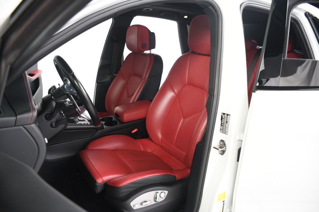 Used 2020 Porsche Macan S AWD/4WD image 28